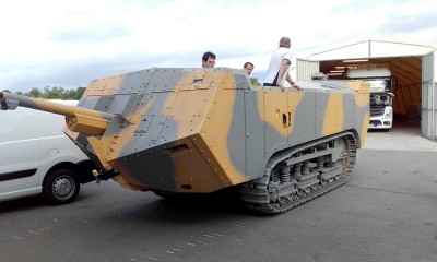 Der Panzer Saint Chamond rollt!